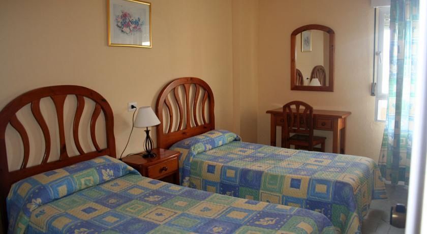 בנאלמדנה Apartamentos Minerva Jupiter מראה חיצוני תמונה