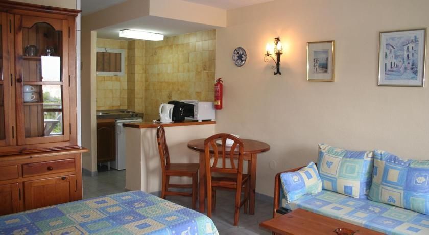 בנאלמדנה Apartamentos Minerva Jupiter מראה חיצוני תמונה
